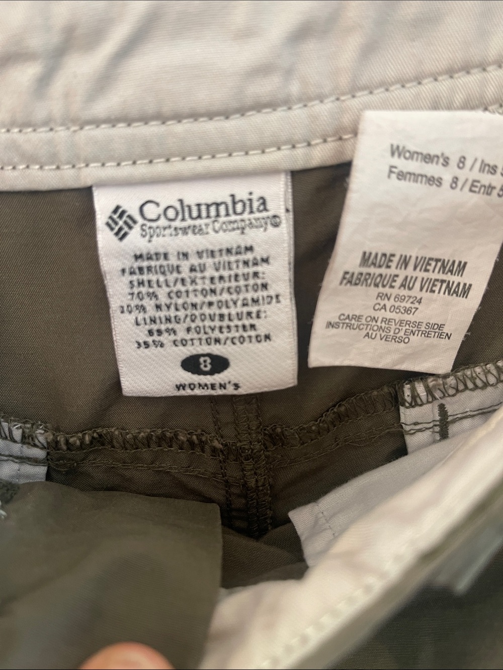 Columbia Women's Olive Cargo Shorts/ High Waisted - Picture 2 of 13